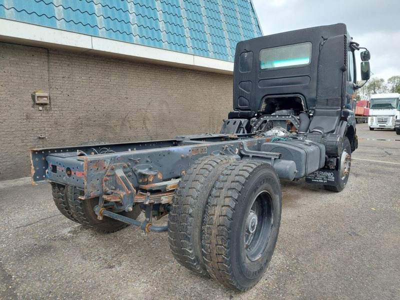 Renault Kerax 270 DCI FULL STEEL SPRING BIG AXLE - Chassis vrachtwagen: afbeelding 3 Renault Kerax 270 DCI FULL STEEL SPRING BIG AXLE - Chassis vrachtwagen: afbeelding 3