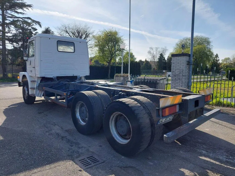 Scania T113 T113 6x4 STEEL - Chassis vrachtwagen: afbeelding 4 Scania T113 T113 6x4 STEEL - Chassis vrachtwagen: afbeelding 4
