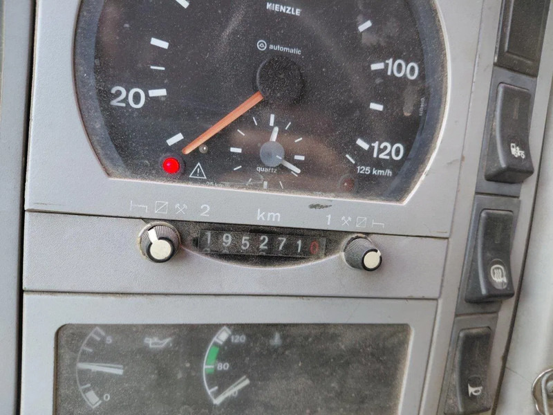 Trekker MAN 19.463 F2000 460 HP MANUAL ZF GEARBOX PERFECT CONDITION: afbeelding 12 Trekker MAN 19.463 F2000 460 HP MANUAL ZF GEARBOX PERFECT CONDITION: afbeelding 12