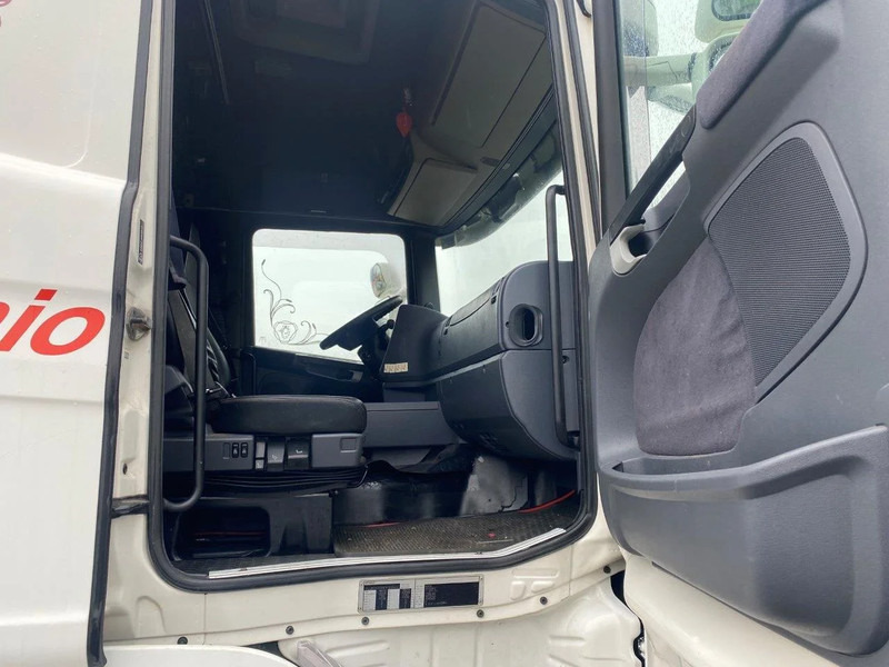 Scania R620-V8 RETARDER AIRCO OPTICRUISE V8 620 HP - Trekker: afbeelding 4 Scania R620-V8 RETARDER AIRCO OPTICRUISE V8 620 HP - Trekker: afbeelding 4