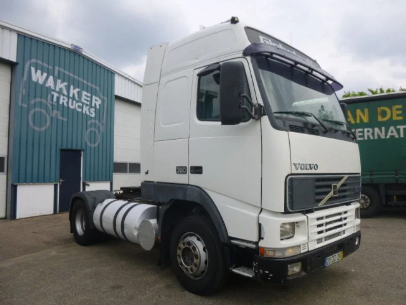 Volvo FH 12.380 FH12 380 MANUAL airco - Trekker: afbeelding 2 Volvo FH 12.380 FH12 380 MANUAL airco - Trekker: afbeelding 2