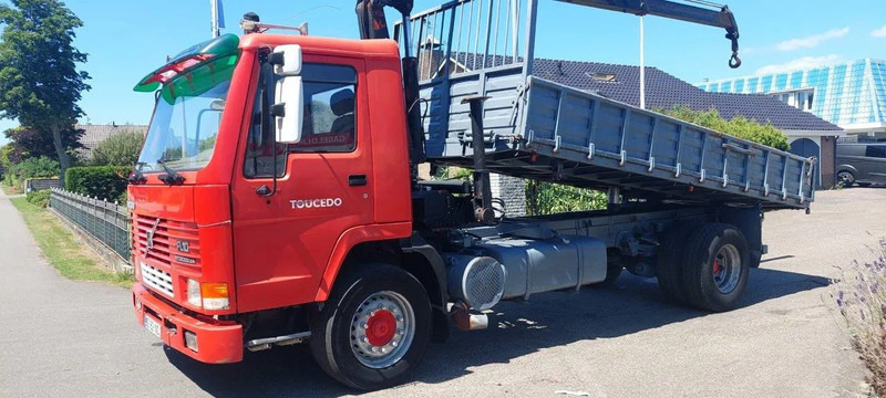 Volvo FL 10.320 4x2 Kipper Crane Steel Suspension - Kipper vrachtwagen, Kraanwagen: afbeelding 2 Volvo FL 10.320 4x2 Kipper Crane Steel Suspension - Kipper vrachtwagen, Kraanwagen: afbeelding 2