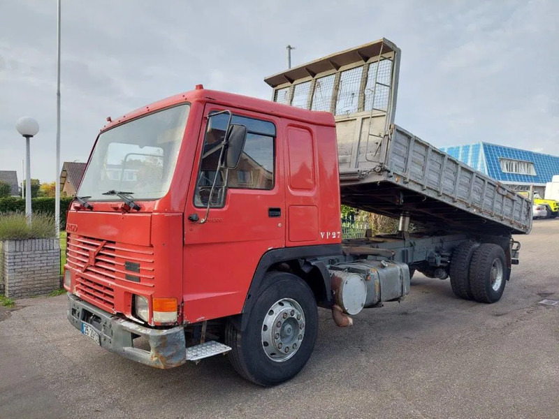 Volvo FL 10 4X2 Kipper - Kipper vrachtwagen: afbeelding 1 Volvo FL 10 4X2 Kipper - Kipper vrachtwagen: afbeelding 1