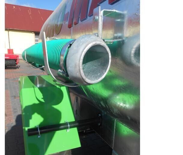 AGRO-MAX Beczkowóz 5000 / Cisterna de agua de 5. - Mesttank: afbeelding 2 AGRO-MAX Beczkowóz 5000 / Cisterna de agua de 5. - Mesttank: afbeelding 2