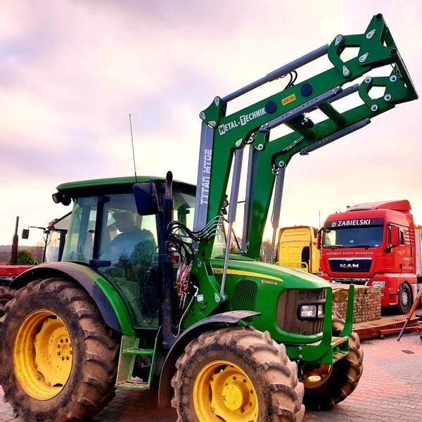Metal-Technik Frontlader John Deere MT-03 / Ładowacz czołowy John Deere MT-03 - Voorlader voor tractor voor Tractor: afbeelding 3 Metal-Technik Frontlader John Deere MT-03 / Ładowacz czołowy John Deere MT-03 - Voorlader voor tractor voor Tractor: afbeelding 3