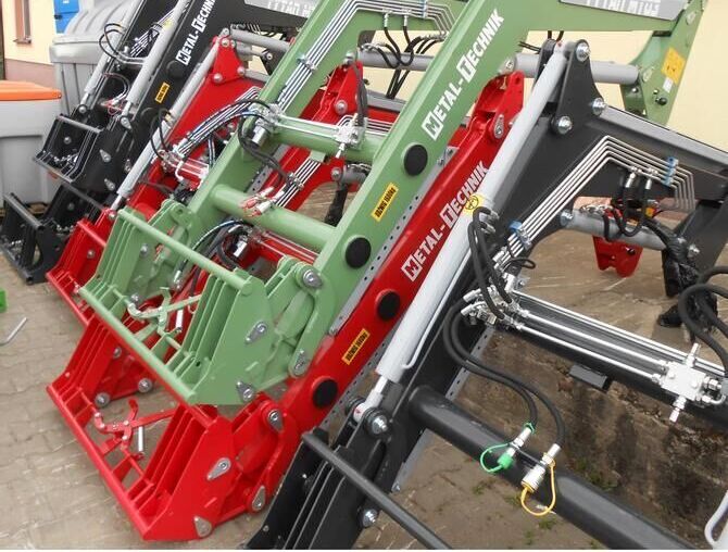 Metal-Technik Frontlader für Massey Ferguson/ Front loader/ Ładowacz TUR - Voorlader voor tractor voor Tractor: afbeelding 3 Metal-Technik Frontlader für Massey Ferguson/ Front loader/ Ładowacz TUR - Voorlader voor tractor voor Tractor: afbeelding 3