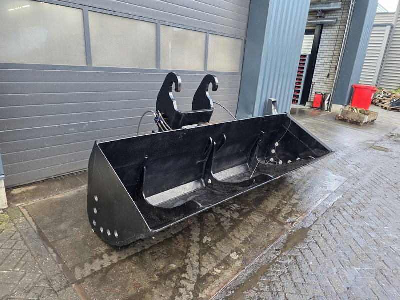 Verachtert cw55s kantelbak cw55 tilting bucket - Bak voor Bouwmachine: afbeelding 3 Verachtert cw55s kantelbak cw55 tilting bucket - Bak voor Bouwmachine: afbeelding 3