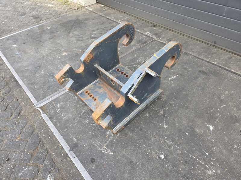 Adaptor plate cw55s verachtert kopplaat cw55s verachtert eurosteel - Snelwissel voor Bouwmachine: afbeelding 1 Adaptor plate cw55s verachtert kopplaat cw55s verachtert eurosteel - Snelwissel voor Bouwmachine: afbeelding 1