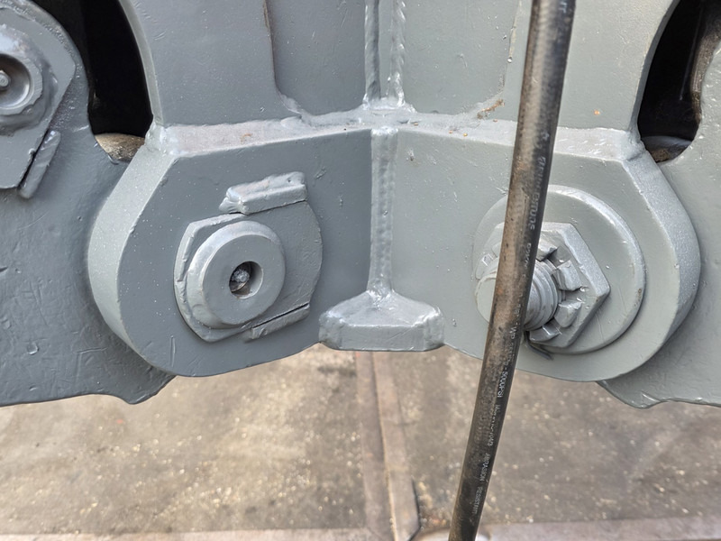 Atlaws e732 600l scrap grab orange peel grapple atlas mh - Grijper voor Bouwmachine: afbeelding 5 Atlaws e732 600l scrap grab orange peel grapple atlas mh - Grijper voor Bouwmachine: afbeelding 5