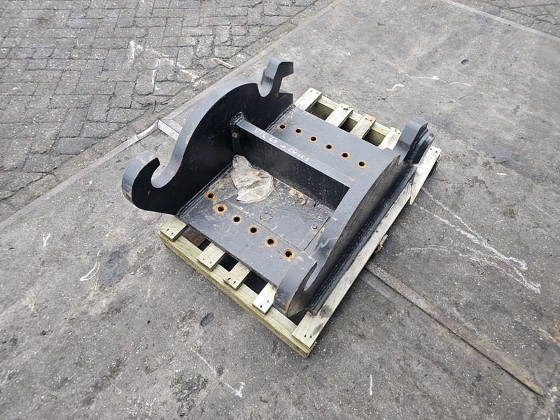 Kopplaat cw45 s cat patroon verachtert patroon - Snelwissel voor Bouwmachine: afbeelding 4 Kopplaat cw45 s cat patroon verachtert patroon - Snelwissel voor Bouwmachine: afbeelding 4