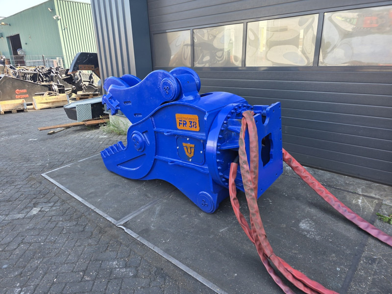 Trevibenne fr 38 vergruizer crusher trevibenne - Sloopschaar: afbeelding 3 Trevibenne fr 38 vergruizer crusher trevibenne - Sloopschaar: afbeelding 3