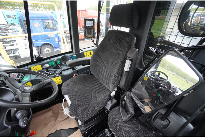 Rokbak TEREX RA 40 6X6 NEW 23 m3 - Bouwmachine: afbeelding 4 Rokbak TEREX RA 40 6X6 NEW 23 m3 - Bouwmachine: afbeelding 4