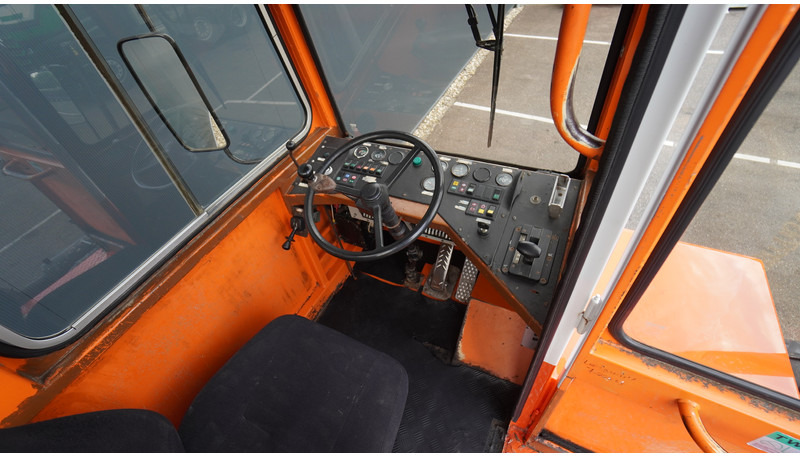 Terberg YT SL 1020 - Bouwmachine: afbeelding 5 Terberg YT SL 1020 - Bouwmachine: afbeelding 5