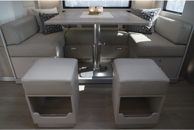 Mercedes-Benz ACTROS 2651 6X2 STX CAMPER POP-OUT MOTORHOME - Camper: afbeelding 5 Mercedes-Benz ACTROS 2651 6X2 STX CAMPER POP-OUT MOTORHOME - Camper: afbeelding 5