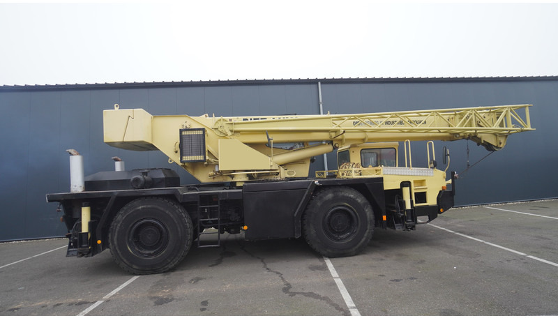 Faun RTF 30 4X4 MOBILE CRANE - Kraanwagen: afbeelding 2 Faun RTF 30 4X4 MOBILE CRANE - Kraanwagen: afbeelding 2