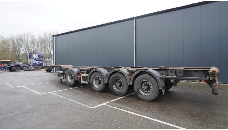 Floor 4 AXLE BREAKER CONTAINER TRAILER - Containertransporter/ Wissellaadbak oplegger: afbeelding 4 Floor 4 AXLE BREAKER CONTAINER TRAILER - Containertransporter/ Wissellaadbak oplegger: afbeelding 4