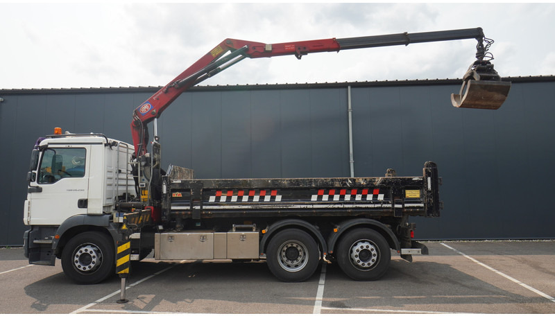 MAN TGM 26.290 TIPPER WITH HMF 1643 Z2 CRANE - Kraanwagen: afbeelding 1 MAN TGM 26.290 TIPPER WITH HMF 1643 Z2 CRANE - Kraanwagen: afbeelding 1