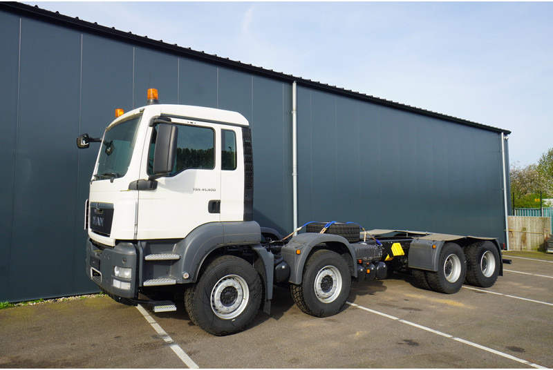 MAN TGS41.400 8X4 BB-WW NEW UNUSED CHASSIS EURO3 - Chassis vrachtwagen: afbeelding 3 MAN TGS41.400 8X4 BB-WW NEW UNUSED CHASSIS EURO3 - Chassis vrachtwagen: afbeelding 3