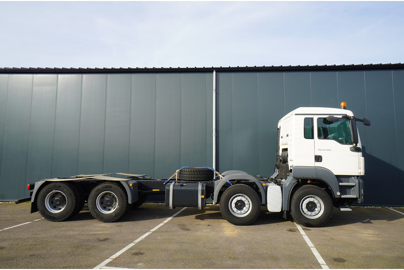 MAN TGS41.400 8X4 BB-WW NEW UNUSED CHASSIS EURO3 - Chassis vrachtwagen: afbeelding 2 MAN TGS41.400 8X4 BB-WW NEW UNUSED CHASSIS EURO3 - Chassis vrachtwagen: afbeelding 2