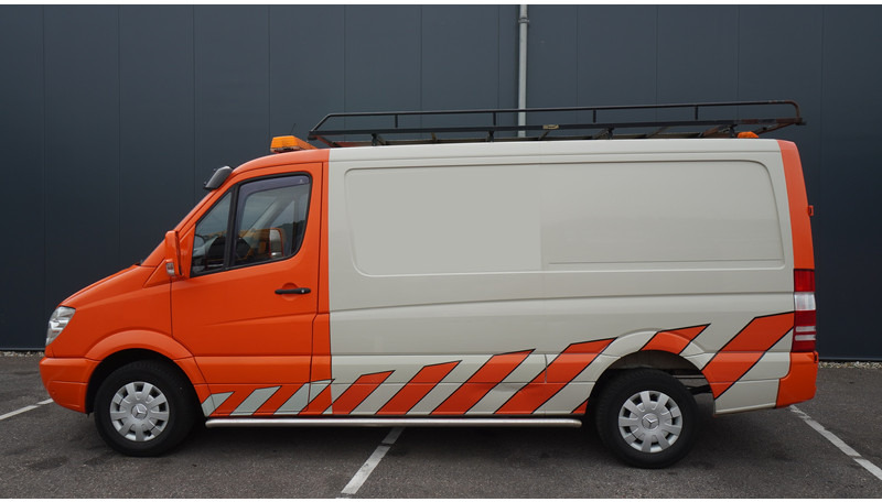 Mercedes-Benz Sprinter 309 CLOSED BOX - Bestelwagen gesloten laadbak: afbeelding 1 Mercedes-Benz Sprinter 309 CLOSED BOX - Bestelwagen gesloten laadbak: afbeelding 1