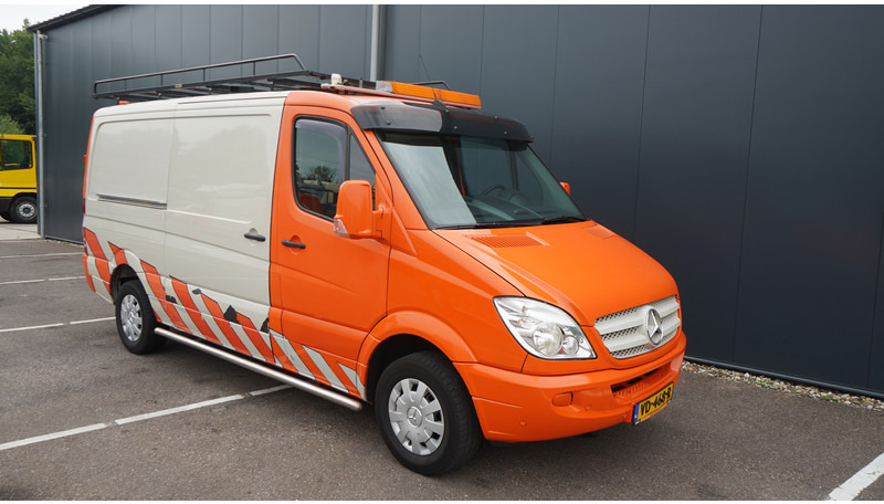 Mercedes-Benz Sprinter 309 CLOSED BOX - Bestelwagen gesloten laadbak: afbeelding 4 Mercedes-Benz Sprinter 309 CLOSED BOX - Bestelwagen gesloten laadbak: afbeelding 4