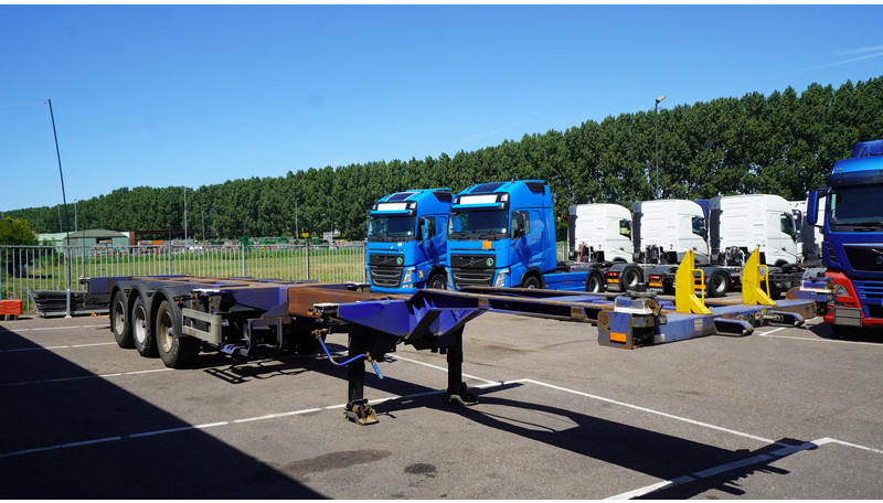 Pacton 3 AXLE CONTAINER TRANSPORT TRAILER EXTENDABLE 45 FT - Containertransporter/ Wissellaadbak oplegger: afbeelding 3 Pacton 3 AXLE CONTAINER TRANSPORT TRAILER EXTENDABLE 45 FT - Containertransporter/ Wissellaadbak oplegger: afbeelding 3