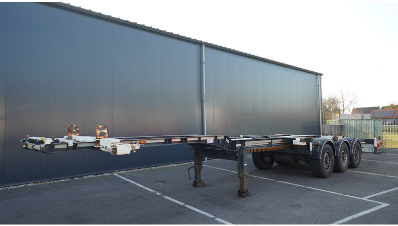 Renders 3 AXLE EXTENDABLE CONTAINER TRANSPORT TRAILER - Containertransporter/ Wissellaadbak oplegger: afbeelding 2 Renders 3 AXLE EXTENDABLE CONTAINER TRANSPORT TRAILER - Containertransporter/ Wissellaadbak oplegger: afbeelding 2