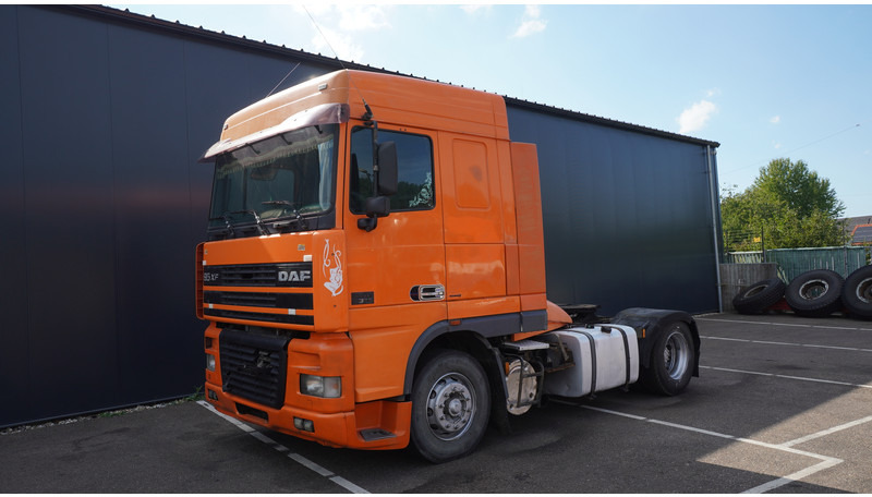 DAF XF 95.380 SC MANUAL GEARBOX - Trekker: afbeelding 4 DAF XF 95.380 SC MANUAL GEARBOX - Trekker: afbeelding 4