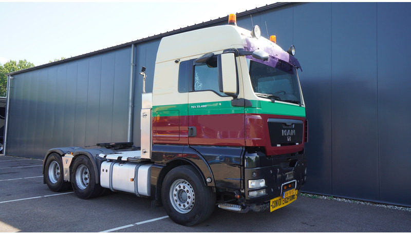 MAN TGX 33.480 6X4 EURO 5 MANUAL GEARBOX - Trekker: afbeelding 4 MAN TGX 33.480 6X4 EURO 5 MANUAL GEARBOX - Trekker: afbeelding 4