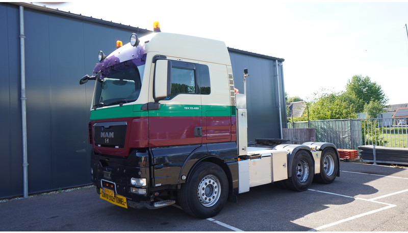 MAN TGX 33.480 6X4 EURO 5 MANUAL GEARBOX - Trekker: afbeelding 3 MAN TGX 33.480 6X4 EURO 5 MANUAL GEARBOX - Trekker: afbeelding 3