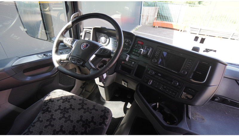 Scania R 410 LNG ADR 831.000KM RETARDER - Trekker: afbeelding 5 Scania R 410 LNG ADR 831.000KM RETARDER - Trekker: afbeelding 5