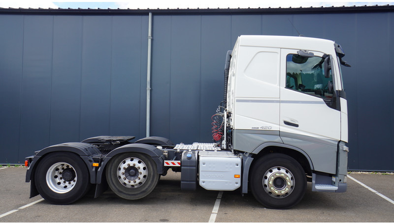 Volvo FH 420 6X2 ADR 796.000KM - Trekker: afbeelding 2 Volvo FH 420 6X2 ADR 796.000KM - Trekker: afbeelding 2