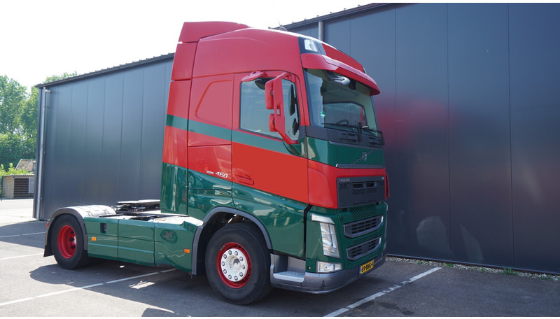 Volvo FH 460 EURO 6 GLOBETROTTER - Trekker: afbeelding 4 Volvo FH 460 EURO 6 GLOBETROTTER - Trekker: afbeelding 4