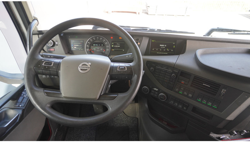Volvo FH 460 EURO 6 GLOBETROTTER - Trekker: afbeelding 5 Volvo FH 460 EURO 6 GLOBETROTTER - Trekker: afbeelding 5