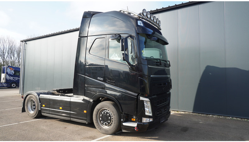 Volvo FH 500 GLOBETROTTER XL 851.000KM - Trekker: afbeelding 4 Volvo FH 500 GLOBETROTTER XL 851.000KM - Trekker: afbeelding 4