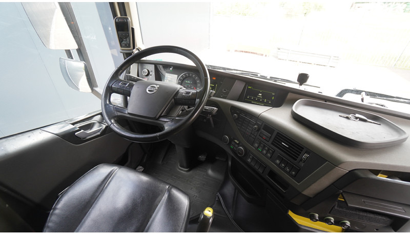Volvo FH16 750 8X4 260T 683.000KM - Trekker: afbeelding 5 Volvo FH16 750 8X4 260T 683.000KM - Trekker: afbeelding 5