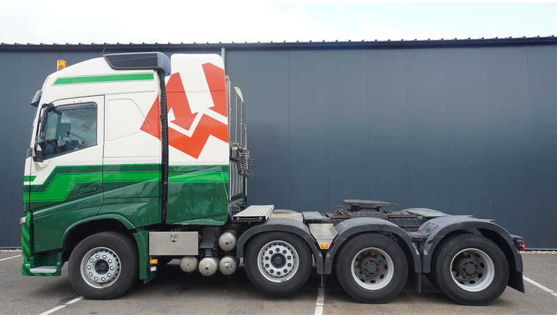 Volvo FH16 750 8X4 260T 683.000KM - Trekker: afbeelding 1 Volvo FH16 750 8X4 260T 683.000KM - Trekker: afbeelding 1