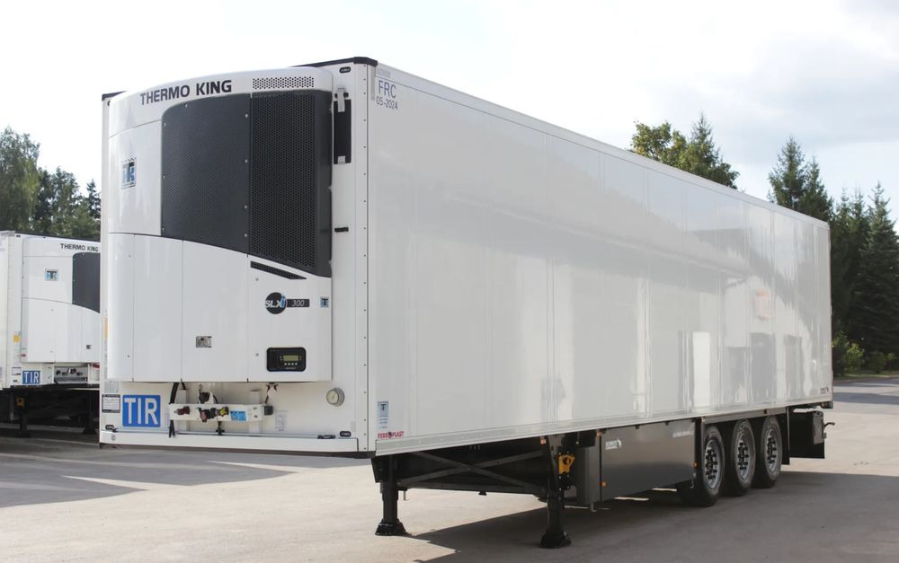 Schmitz Cargobull Thermo King SLXi 300 / DOPPELSTOCK / FP 60 ŚCIANA 7 CM / JAK NOWA / - Koelwagen oplegger: afbeelding 3 Schmitz Cargobull Thermo King SLXi 300 / DOPPELSTOCK / FP 60 ŚCIANA 7 CM / JAK NOWA / - Koelwagen oplegger: afbeelding 3