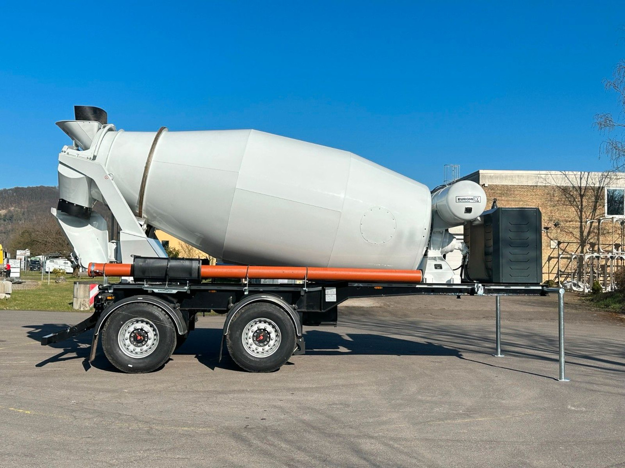 EUROMIX MTP - 10m³ Betonmischer-Auflieger - Betonmixer: afbeelding 4 EUROMIX MTP - 10m³ Betonmischer-Auflieger - Betonmixer: afbeelding 4