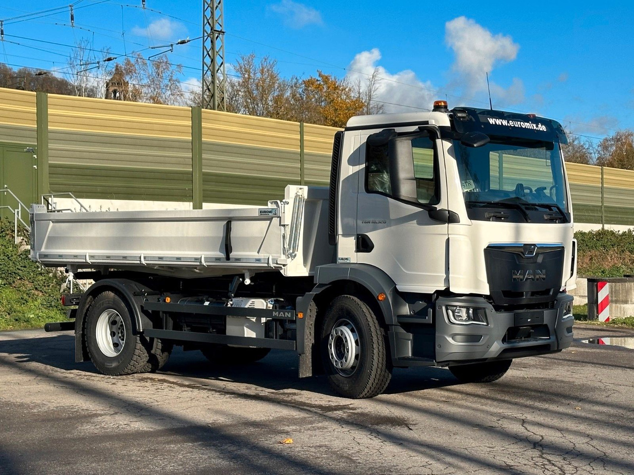 MAN TGM 18.320 4X2 / Euro 6e 3-Seiten-Kipper - Kipper vrachtwagen: afbeelding 1 MAN TGM 18.320 4X2 / Euro 6e 3-Seiten-Kipper - Kipper vrachtwagen: afbeelding 1