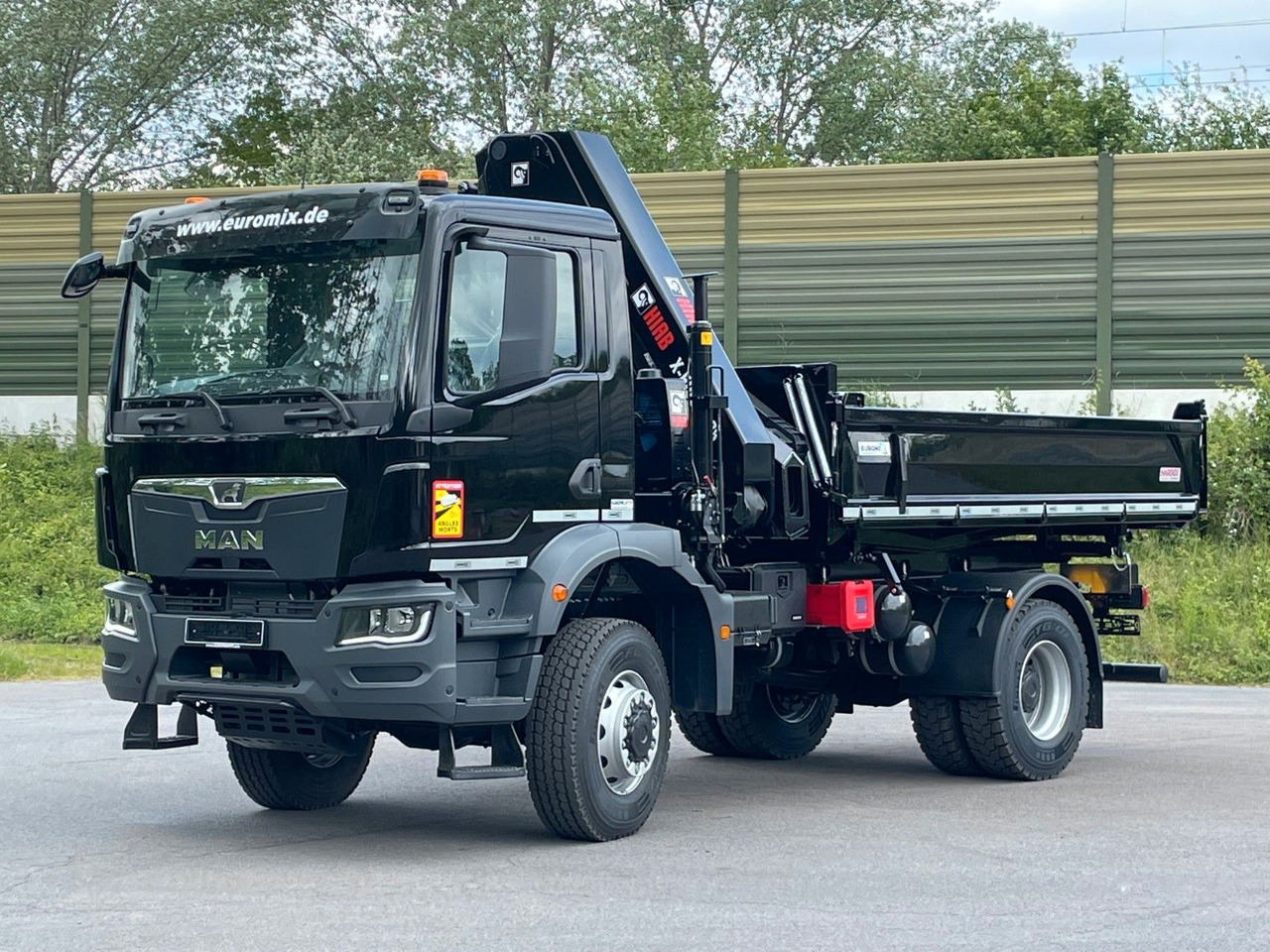 MAN TGM 18.320 4x4 Euro6e Hiab X Hiduo 228-4 - Kipper vrachtwagen, Kraanwagen: afbeelding 2 MAN TGM 18.320 4x4 Euro6e Hiab X Hiduo 228-4 - Kipper vrachtwagen, Kraanwagen: afbeelding 2