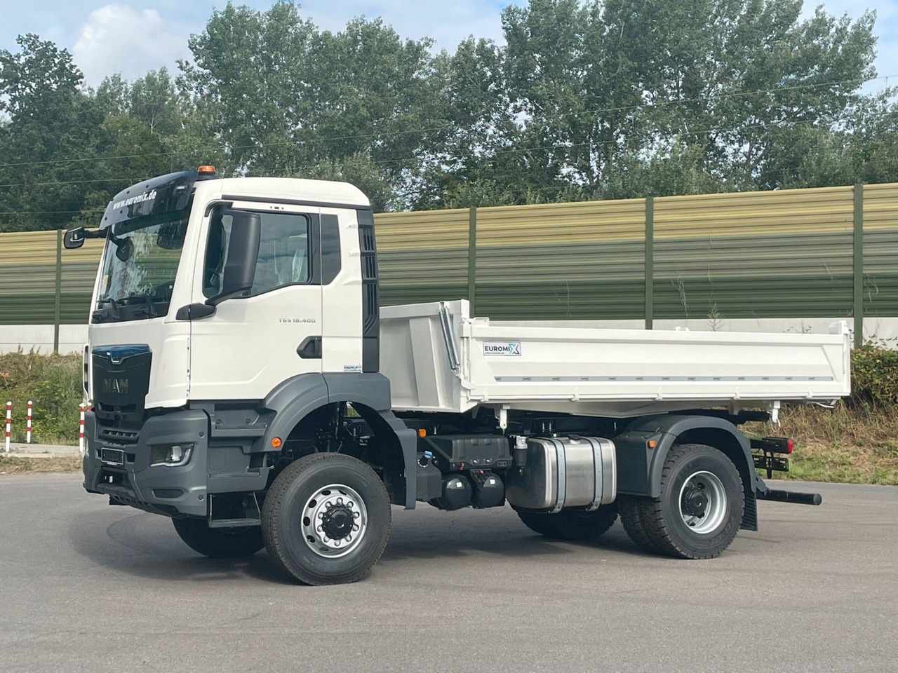 MAN TGS 18.400 TG3 4x4 Euro6e 3-Seiten-Kippe Euromix - Kipper vrachtwagen: afbeelding 1 MAN TGS 18.400 TG3 4x4 Euro6e 3-Seiten-Kippe Euromix - Kipper vrachtwagen: afbeelding 1