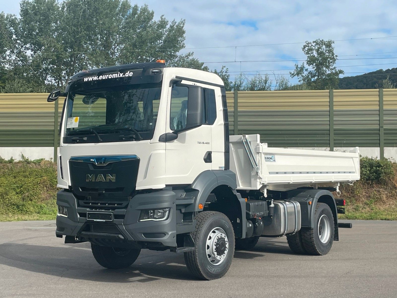 MAN TGS 18.400 TG3 4x4 Euro6e 3-Seiten-Kippe Euromix - Kipper vrachtwagen: afbeelding 2 MAN TGS 18.400 TG3 4x4 Euro6e 3-Seiten-Kippe Euromix - Kipper vrachtwagen: afbeelding 2