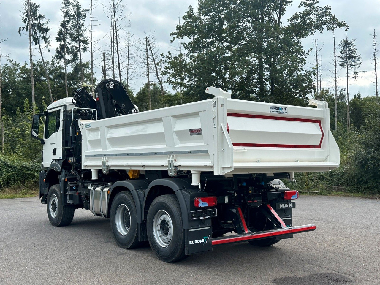 MAN TGS 28.440 6x4-4/3-Seiten- Kipper / Hiab 138-3 - Kipper vrachtwagen, Kraanwagen: afbeelding 4 MAN TGS 28.440 6x4-4/3-Seiten- Kipper / Hiab 138-3 - Kipper vrachtwagen, Kraanwagen: afbeelding 4