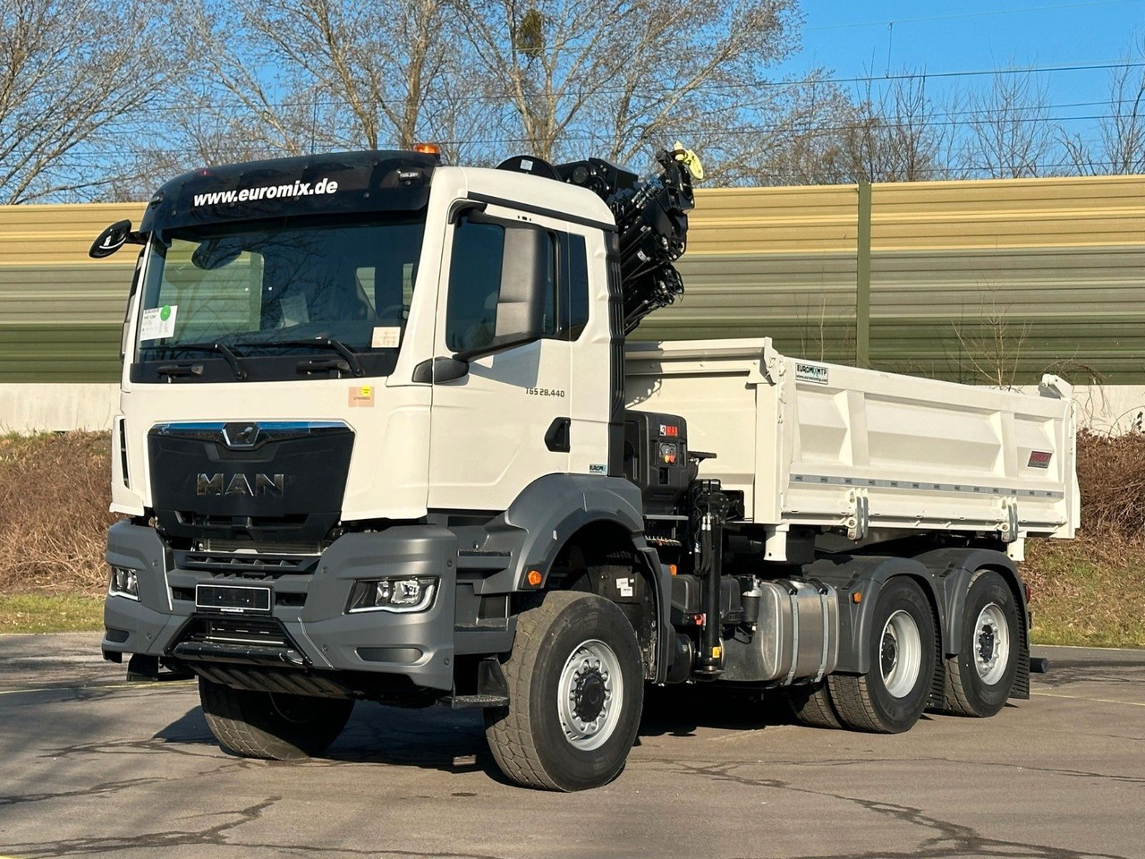 MAN TGS 28.440 6x4-4/3-Seiten- Kipper / Hiab 228-6 - Kipper vrachtwagen, Kraanwagen: afbeelding 2 MAN TGS 28.440 6x4-4/3-Seiten- Kipper / Hiab 228-6 - Kipper vrachtwagen, Kraanwagen: afbeelding 2