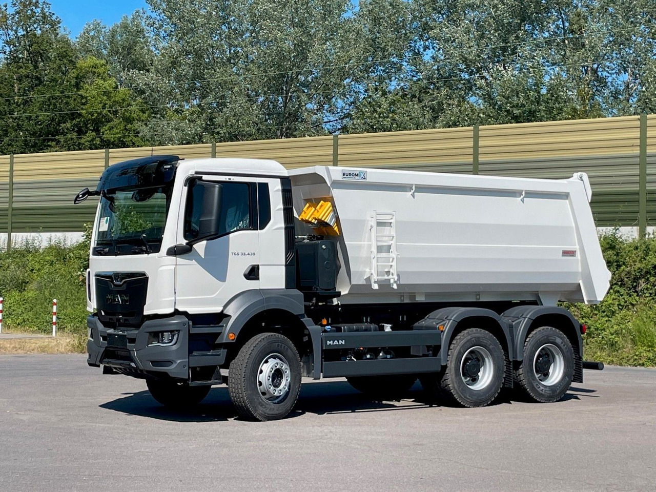 MAN TGS 33.440 6x4/Euro6e EuromixMTP Mulden-Kipper - Kipper vrachtwagen: afbeelding 2 MAN TGS 33.440 6x4/Euro6e EuromixMTP Mulden-Kipper - Kipper vrachtwagen: afbeelding 2