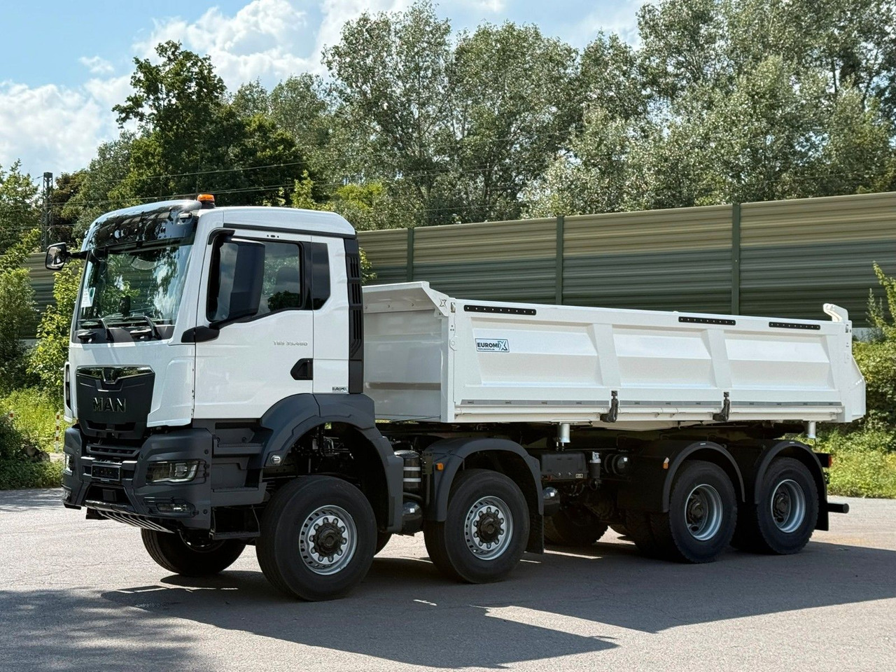 MAN TGS 35.480 8x8 EuromixMTP 3-Seiten-Kipper - Kipper vrachtwagen: afbeelding 3 MAN TGS 35.480 8x8 EuromixMTP 3-Seiten-Kipper - Kipper vrachtwagen: afbeelding 3
