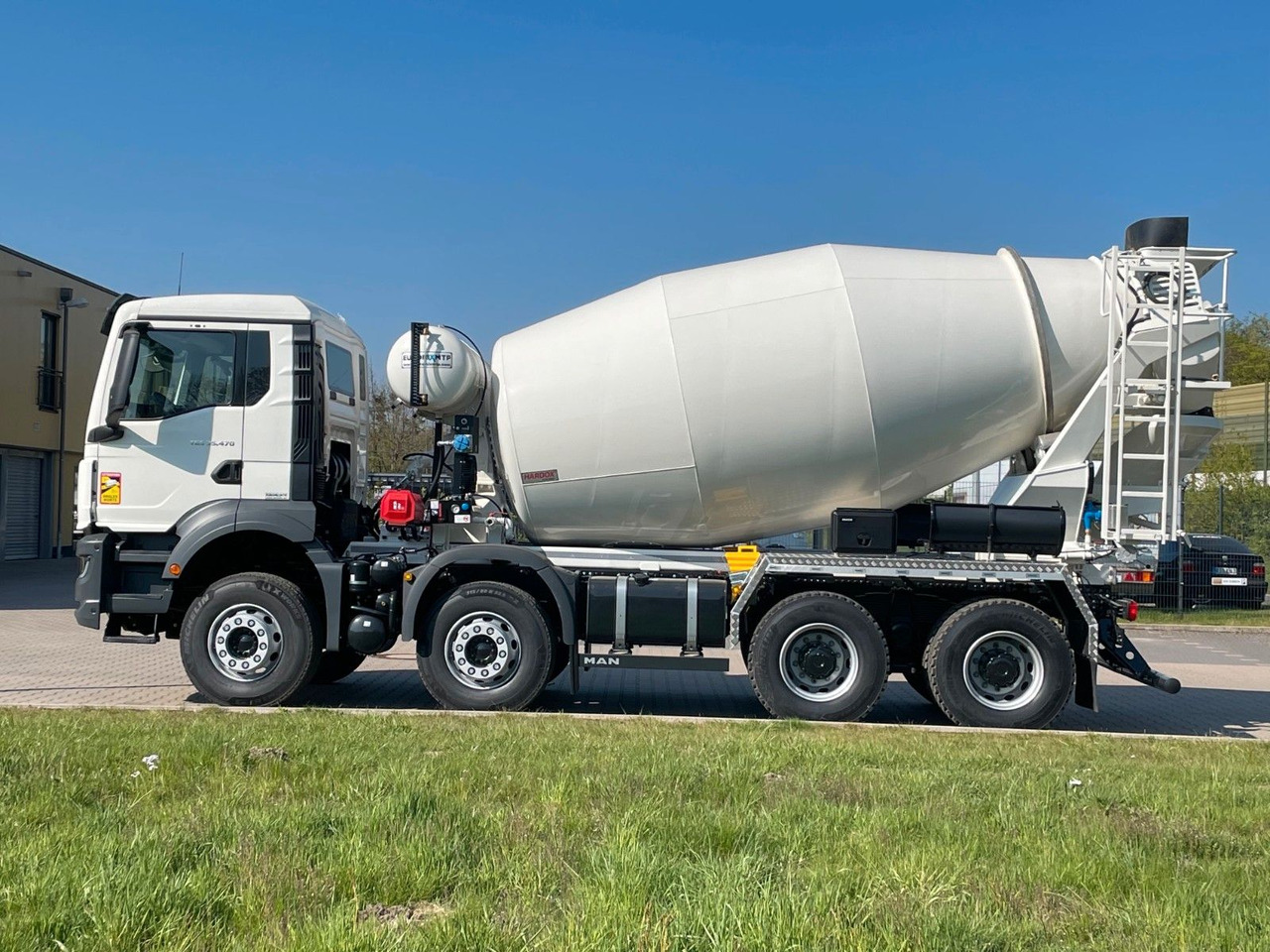 MAN TGS 35.520 8x4 /Euro6e EuromixMTP EM 10 L - Betonmixer: afbeelding 4 MAN TGS 35.520 8x4 /Euro6e EuromixMTP EM 10 L - Betonmixer: afbeelding 4