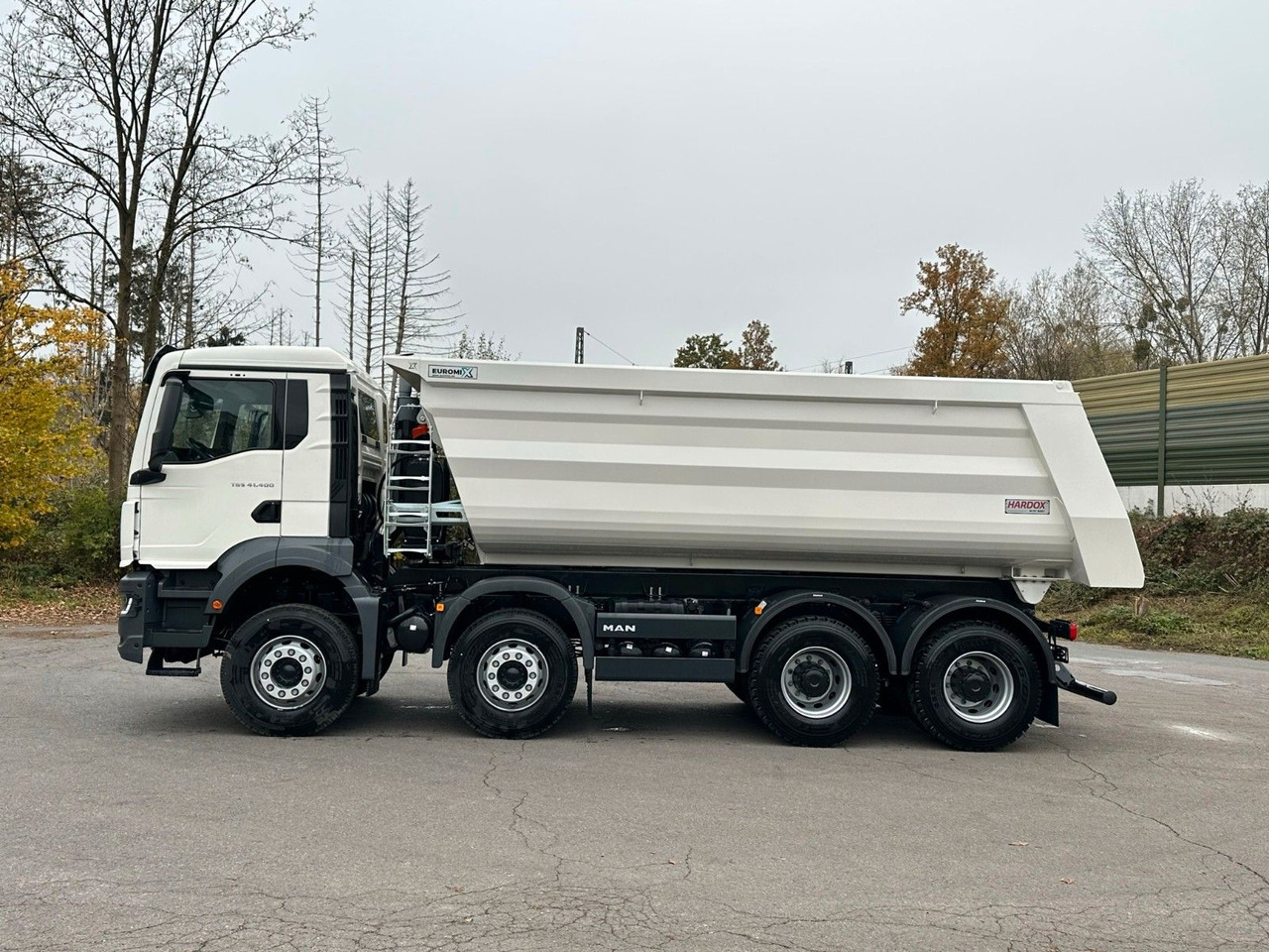 MAN TGS 41.400 8x4 / EUROMIX MTP 20m³/ EURO2 Kipper - Kipper vrachtwagen: afbeelding 2 MAN TGS 41.400 8x4 / EUROMIX MTP 20m³/ EURO2 Kipper - Kipper vrachtwagen: afbeelding 2