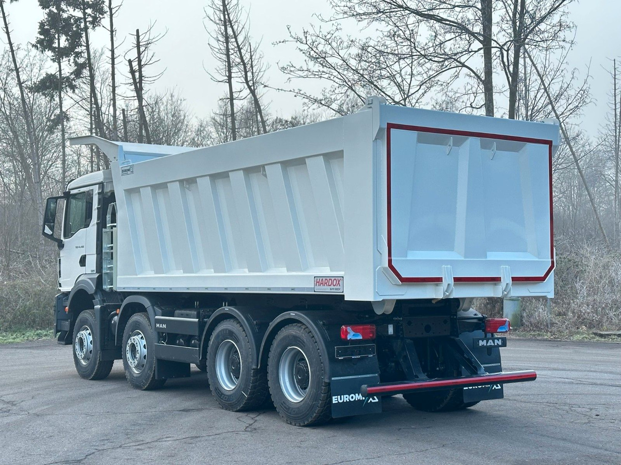 MAN TGS 41.400 8x4 / EUROMIX MTP 23m³/ Eckige Mulde MAN TGS 41.400 8x4 / EUROMIX MTP 23m³/ Eckige Mulde - Kipper vrachtwagen: afbeelding 2 MAN TGS 41.400 8x4 / EUROMIX MTP 23m³/ Eckige Mulde MAN TGS 41.400 8x4 / EUROMIX MTP 23m³/ Eckige Mulde - Kipper vrachtwagen: afbeelding 2